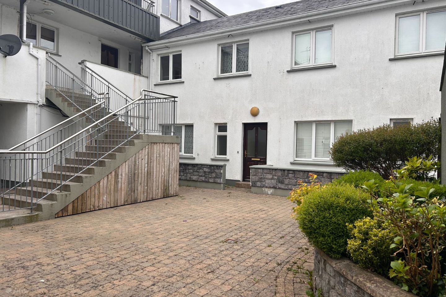6 Chapel Court, Chapel Lane, Tuam, Co. Galway, H54PP70