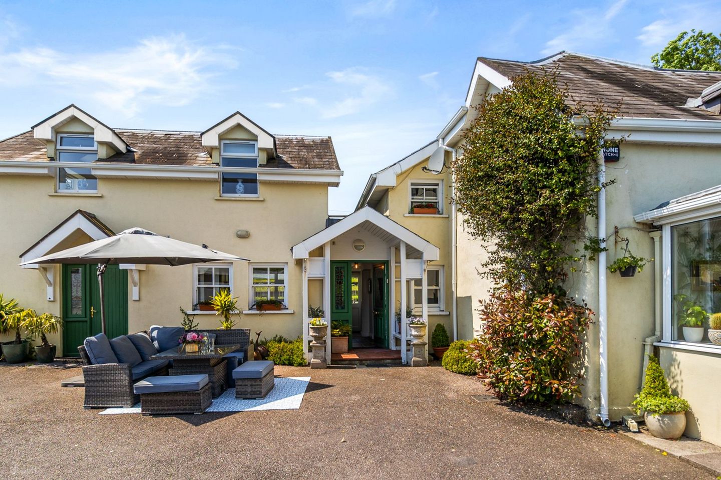 The Old House, Ballydaniel More, Ballymore, Cobh, Co. Cork, P24N635