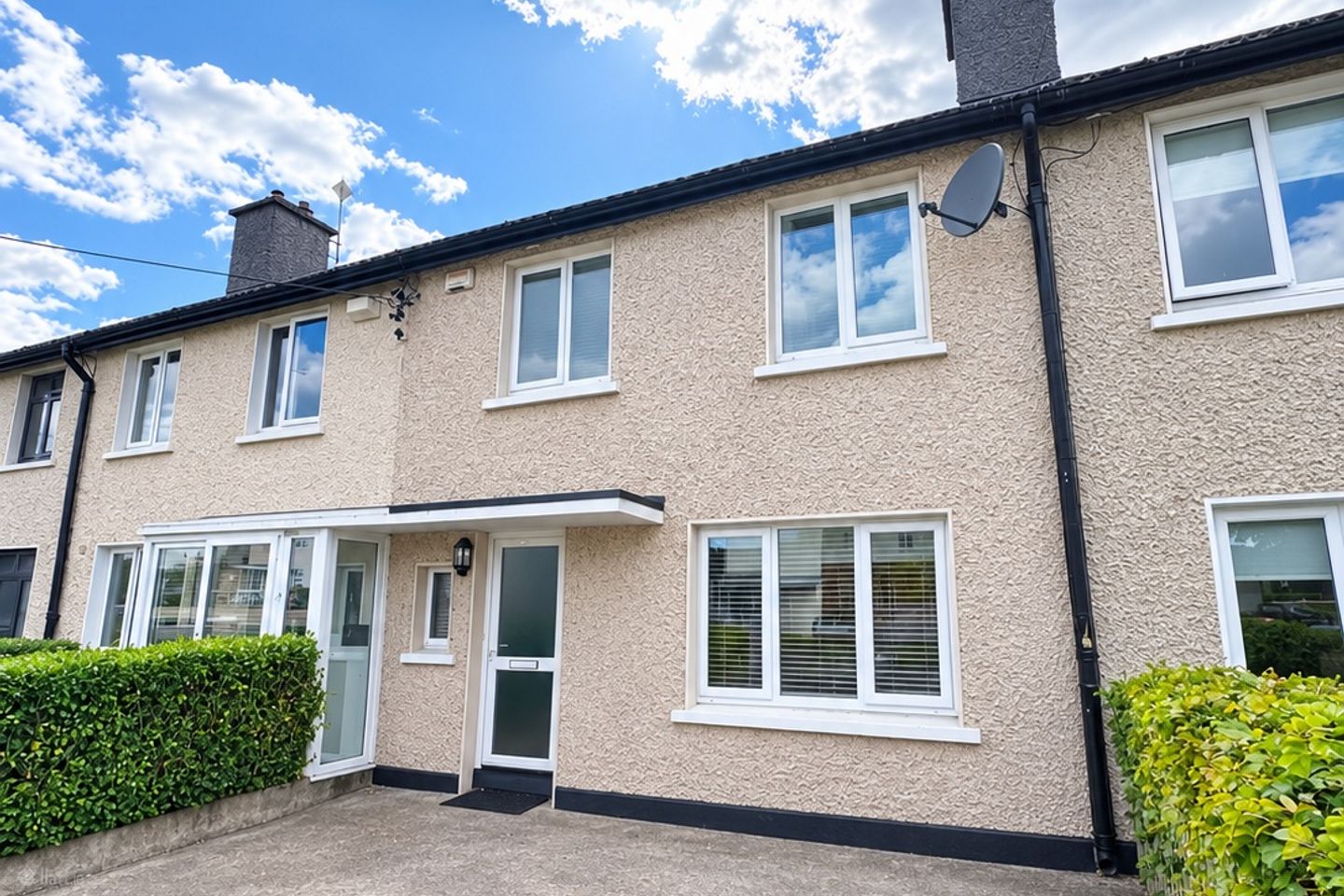 54 Rosemount Estate, 3 mins walk to Luas, Dundrum, Dublin 14