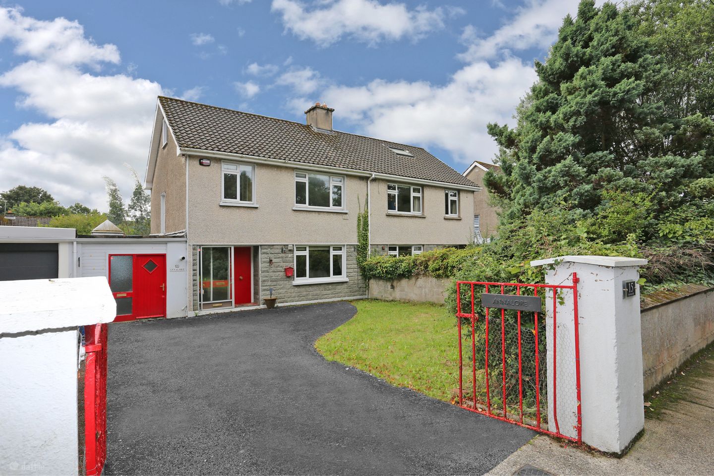 Annalore, 15 New Westfields, North Circular Road, Limerick, V94CPA9