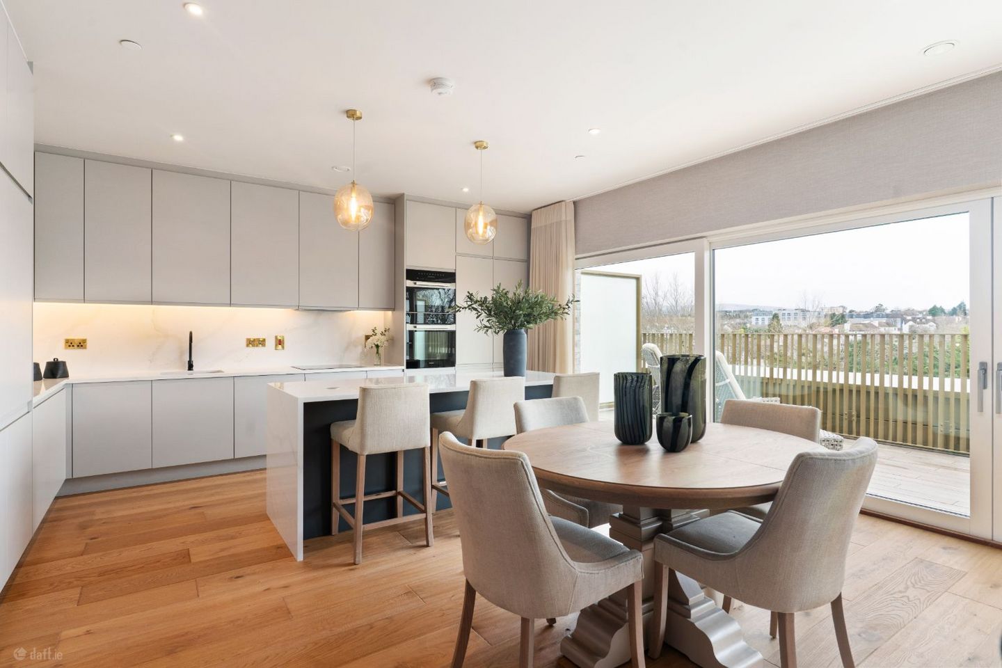 2 Bed, Penthouse, Woodlands Grove, Blackrock, Co. Dublin