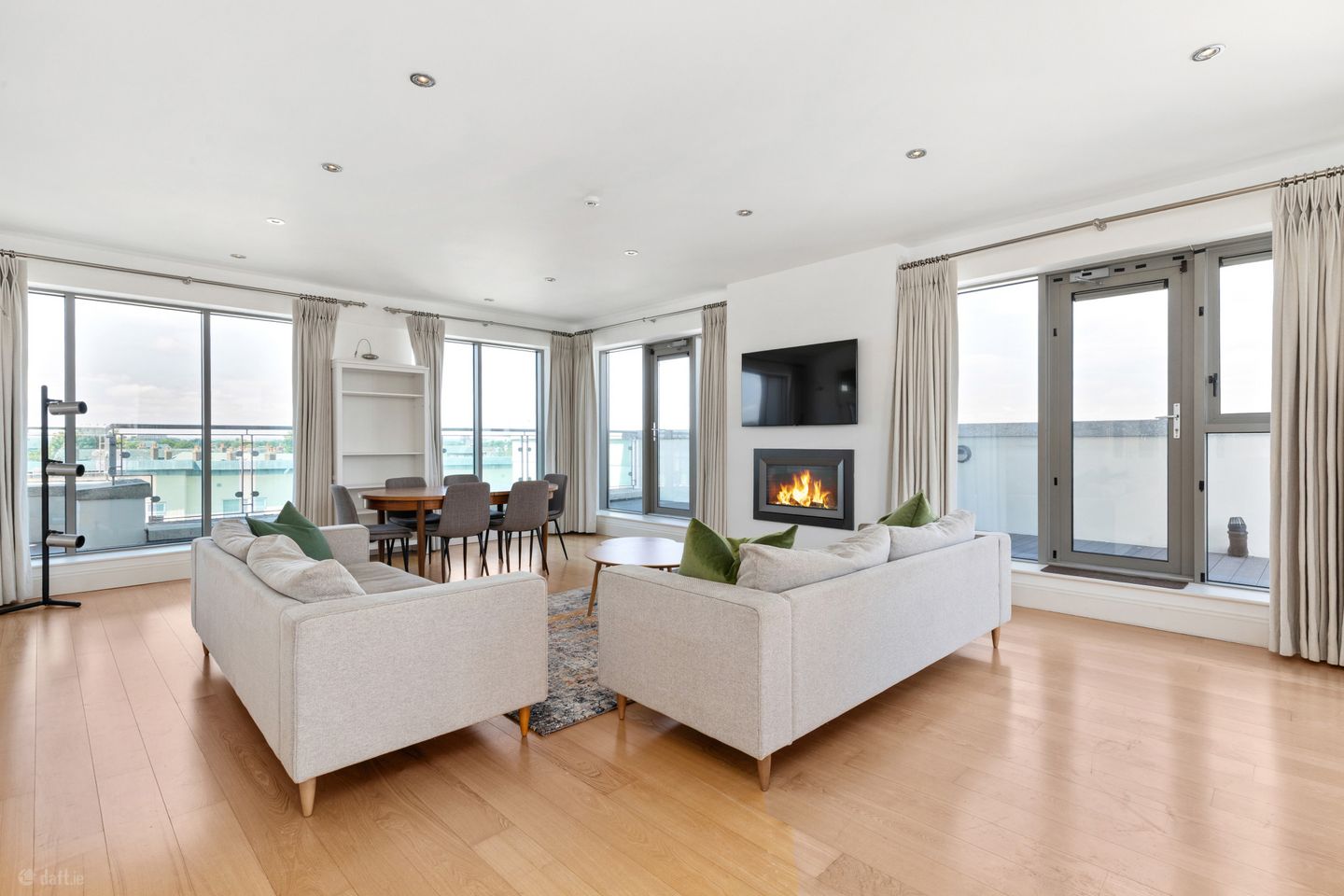 Penthouse, 31 Rathmines Wood, Ardee Road, Rathmines, Dublin 6, D06XF77