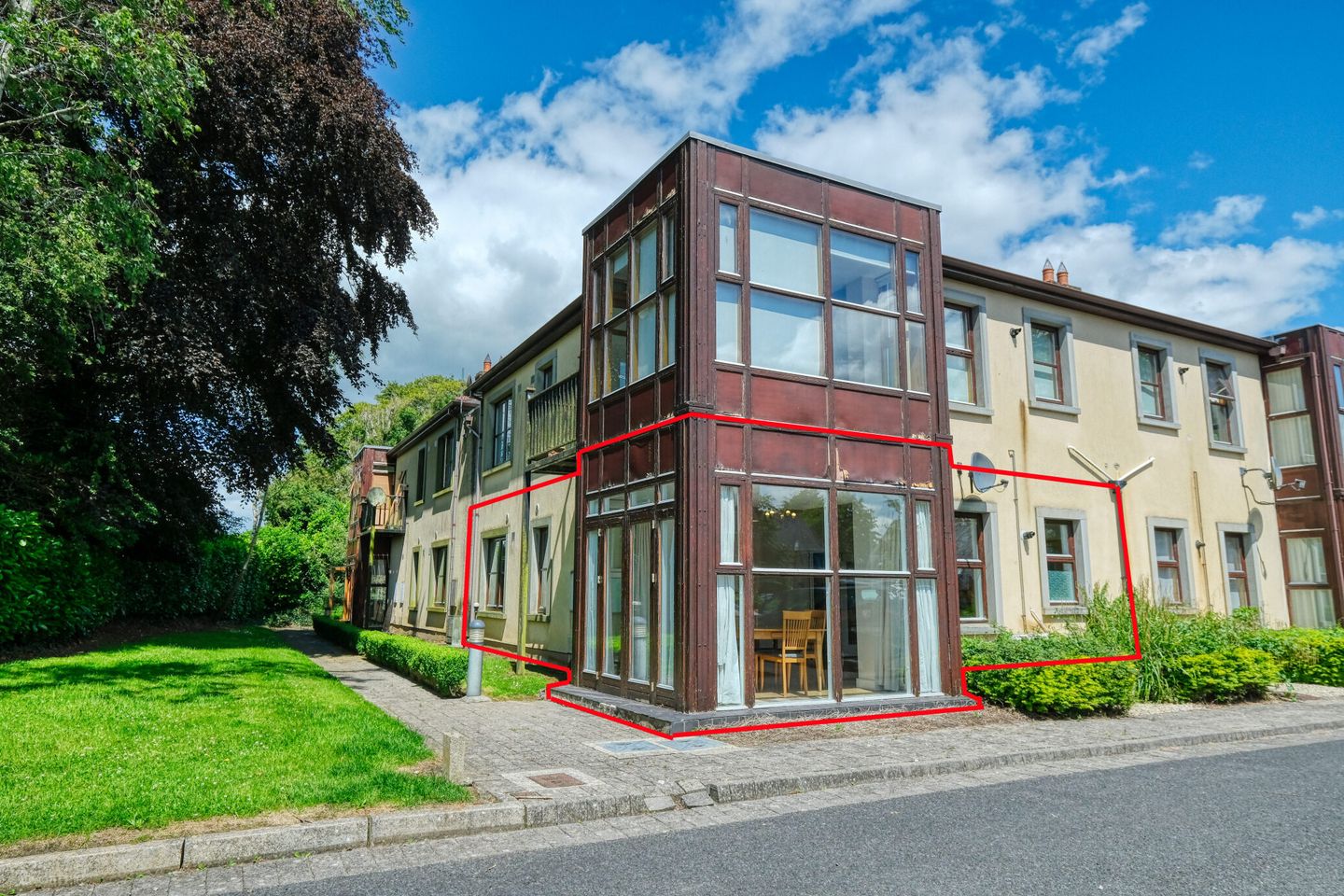 12 Saint Albans, Battery Road, Longford, N39E934