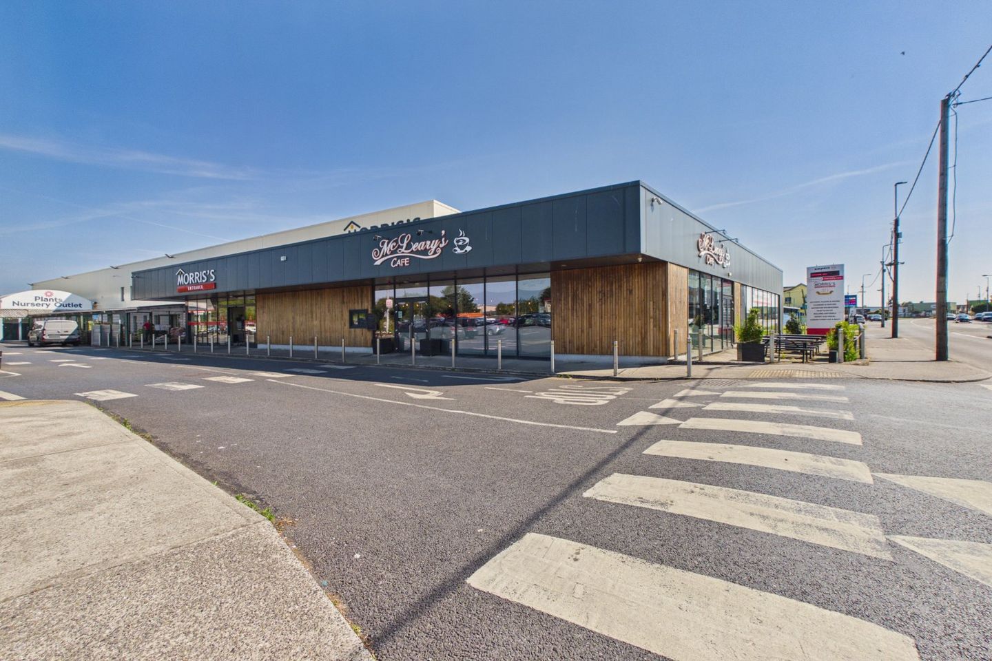 McLeary's Cafe, Cork Road, Waterford City, Co. Waterford, X91E097