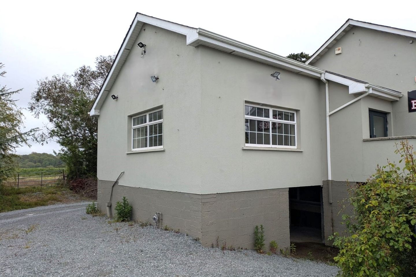 Commercial Unit, Wellingtonbridge, Co. Wexford