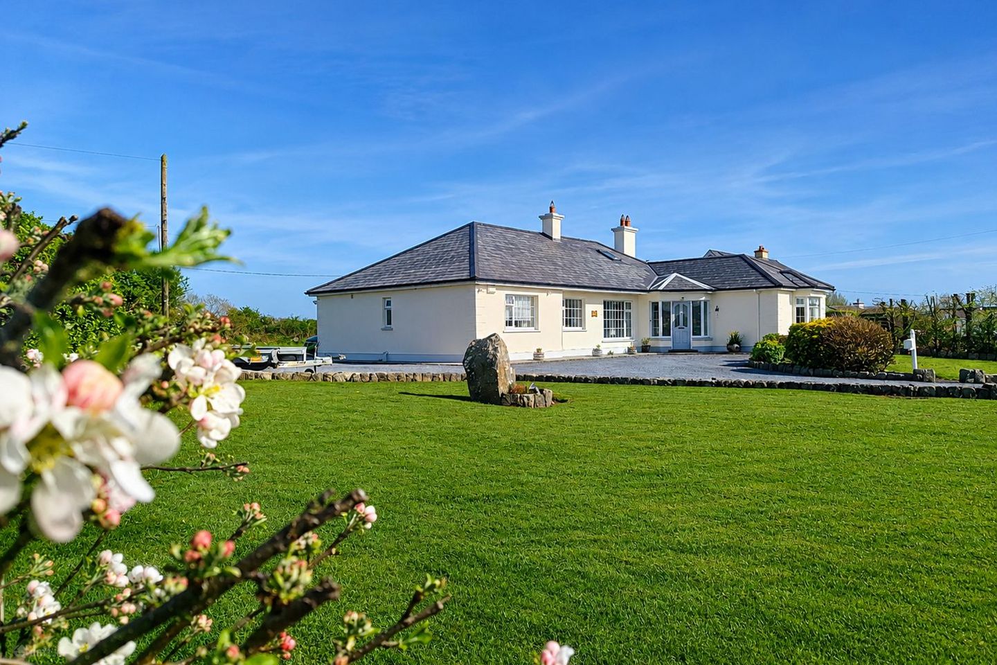 L'Chaim, Cnocán An Bhodaigh, Furbo, Co. Galway, H91A3VK
