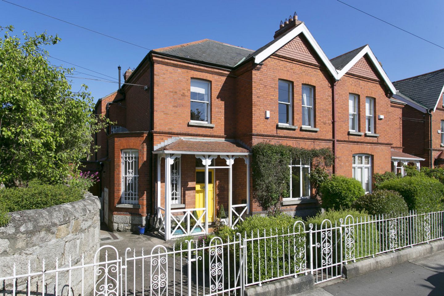 2 Ailesbury Park, Ballsbridge, Dublin 4