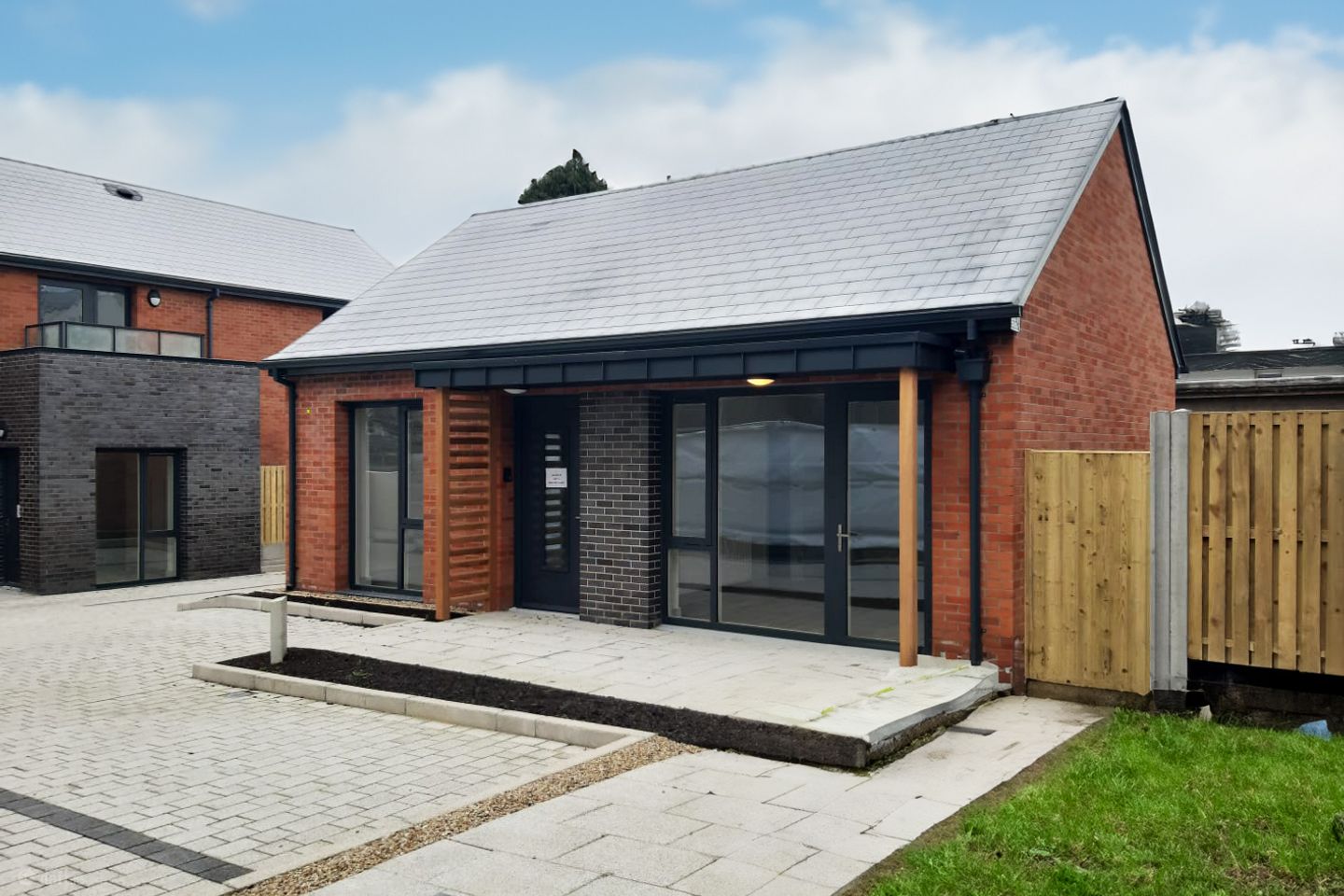 1 Bedroom Detached Apartment, Kylemore, Church Road, Killiney, Co. Dublin, Co Dublin