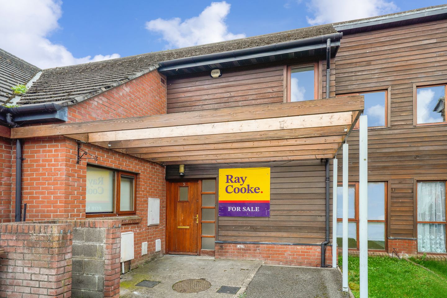 5 Gateway Court, Ballymun, Dublin 11