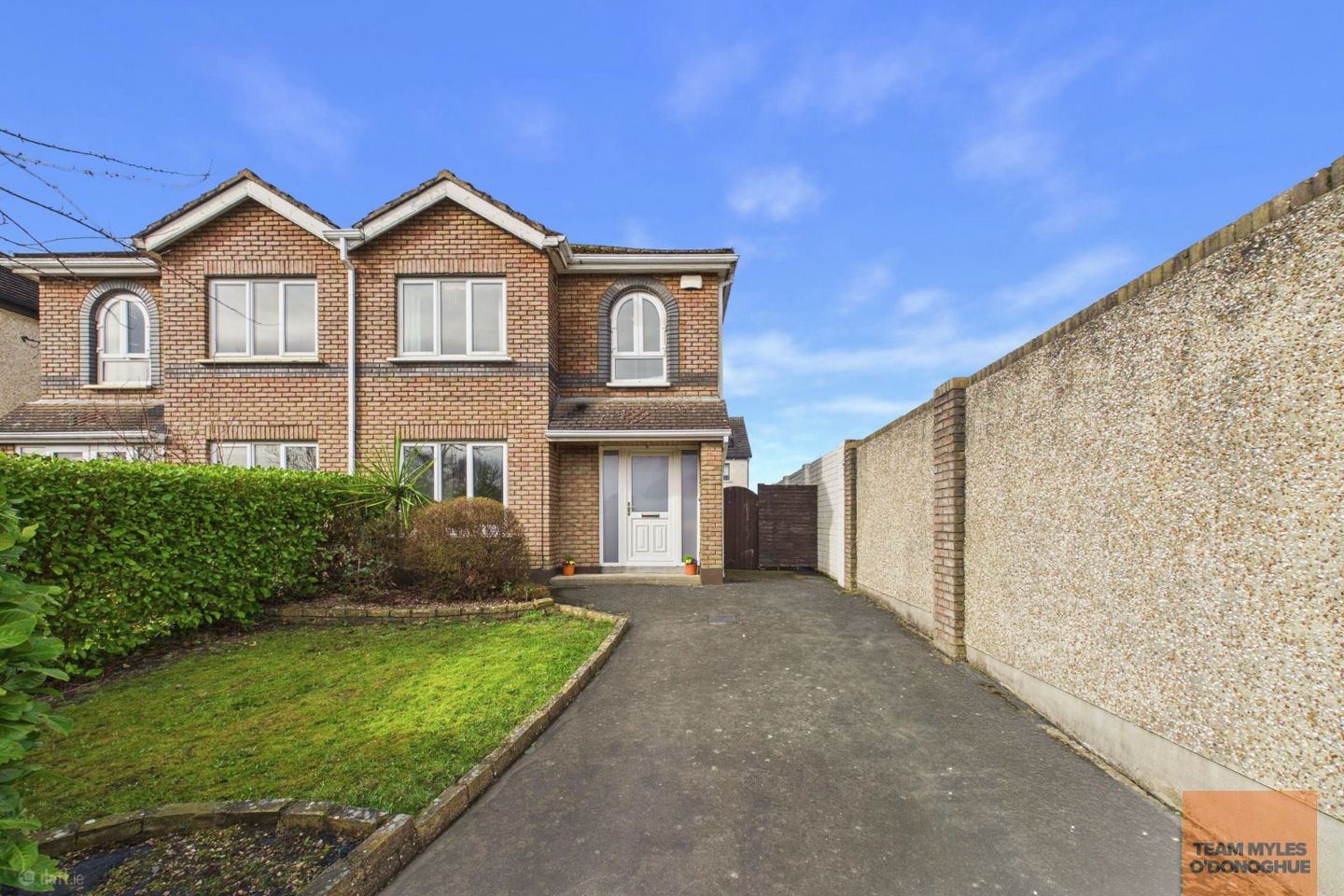 2 Charnwood Grove, Clonsilla, Clonsilla, Dublin 15, D15H7FP