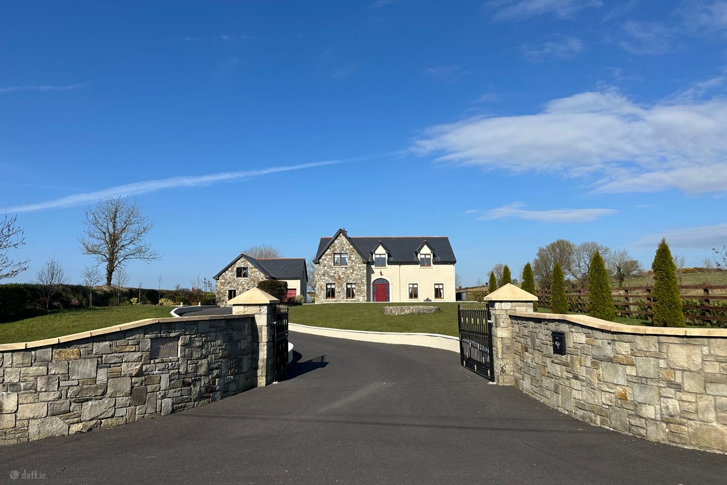 Glynsk House, Ballymoneen, Enniscrone, Co. Sligo, F26NX27