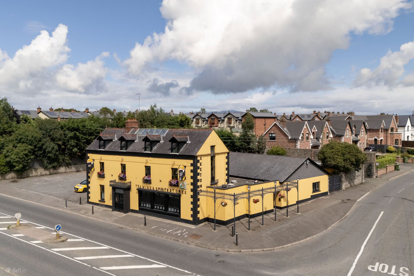 Sexton's Bar Restaurant, Dublin Road   , Blackrock, Co. Louth, A91PP28