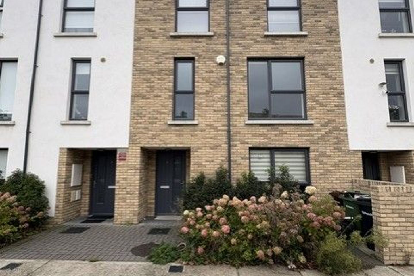8 Aderrig Park Avenue, Adamstown, Lucan, Co. Dublin