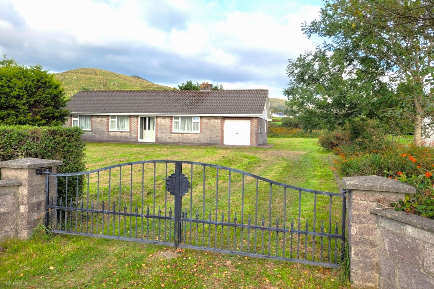 Ohermong, Caherciveen, Cahersiveen, Co. Kerry, V23YN56