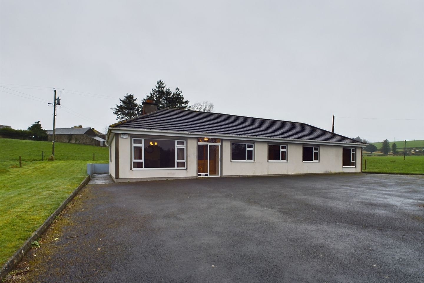 Carrowclough, Carrick-on-Suir, Co. Waterford