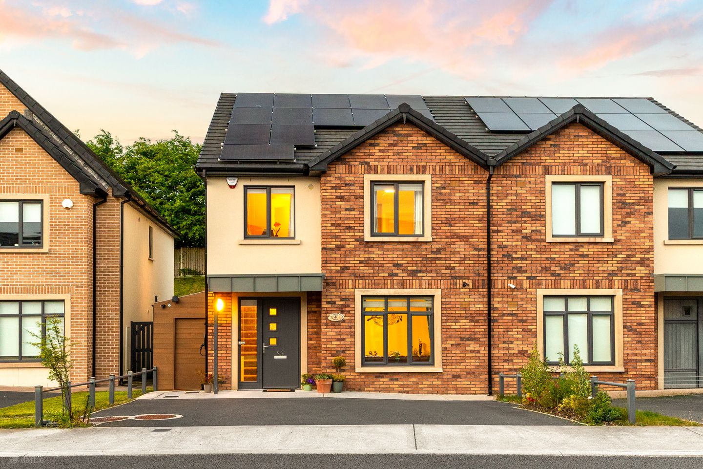 32 Curragh Farm, Newbridge, Co. Kildare, W12HR83