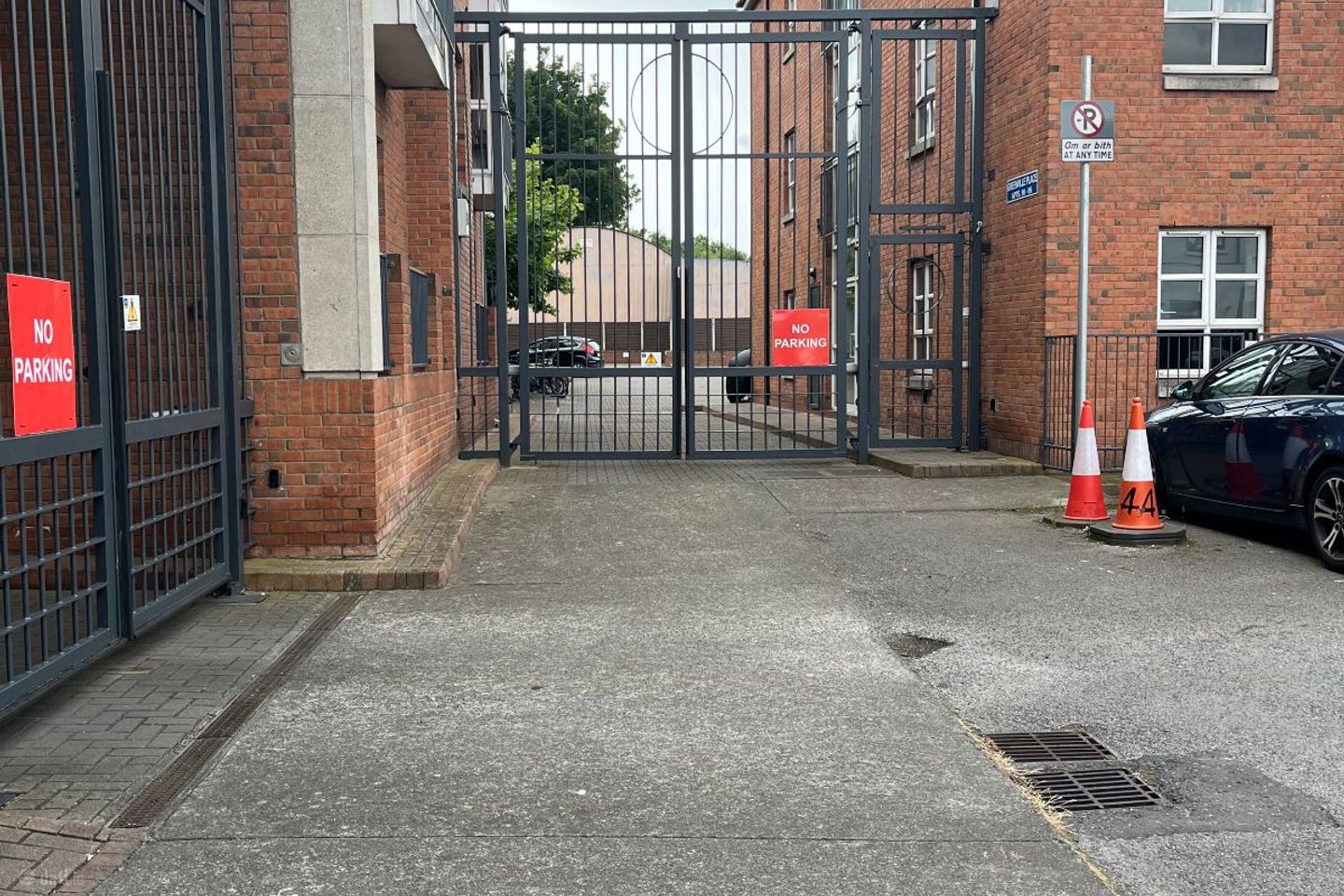 Greenville Place, Greenville Avenue, South Circular Road, Dublin 8