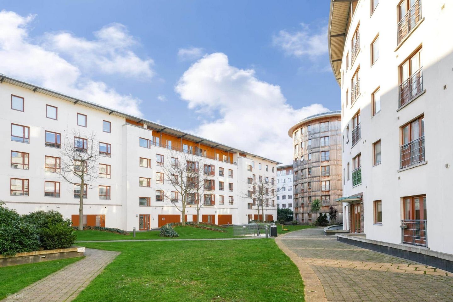 7 Beresford House, Custom House Square, Mayor Street Lower, I.F.S.C, IFSC, Dublin 1