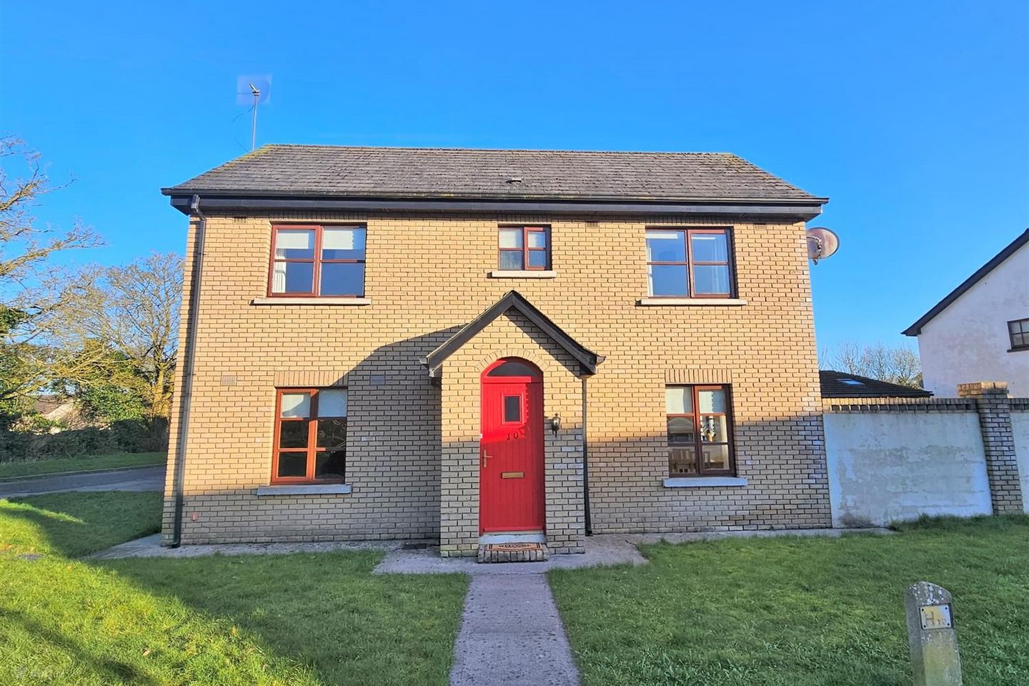 10 The Walk, Cnoc Na Gréine, Kilcullen, Kildare, Co. Kildare