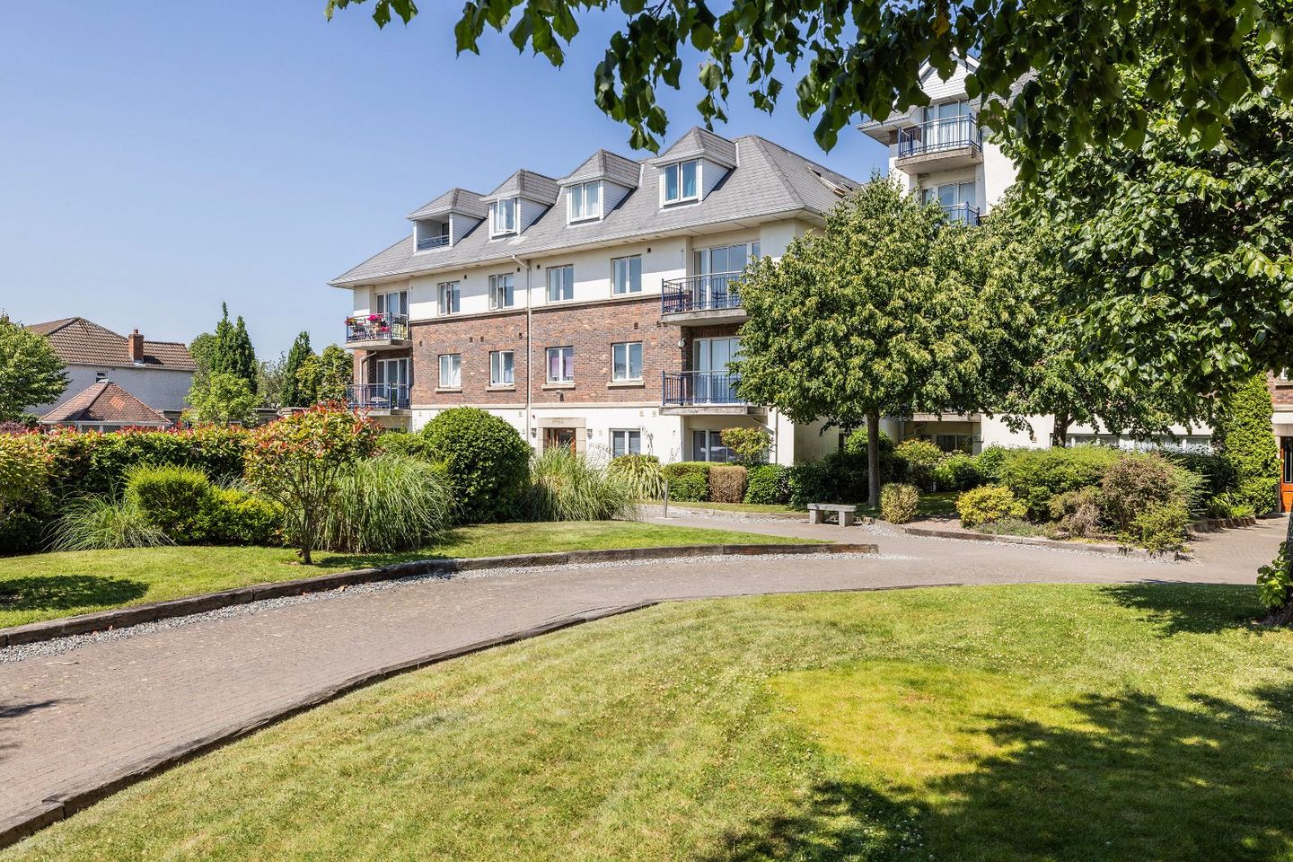 Apartment 239, Hampton Square, Navan Road (D7), Dublin 7, D07N9YR