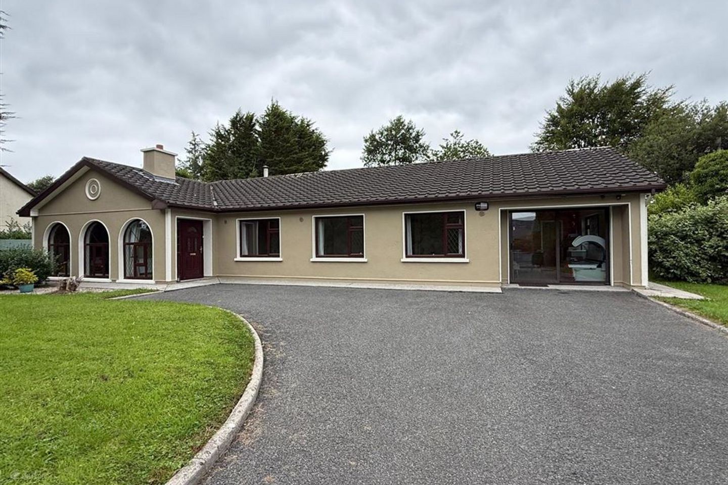 Convent Road, Ballaghaderreen, Co. Roscommon, F45DK19