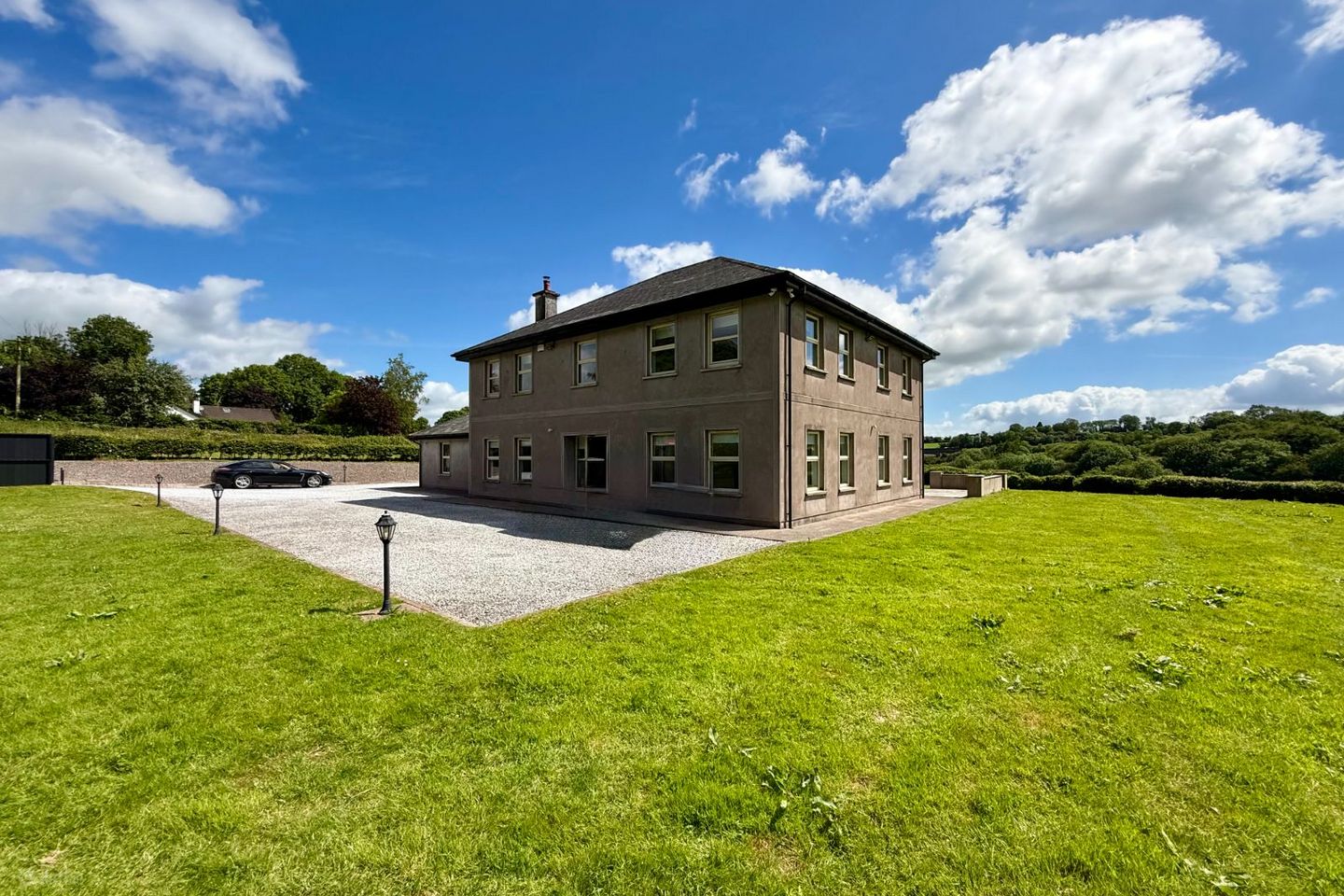 Sarsfield Court, Glanmire, Co. Cork