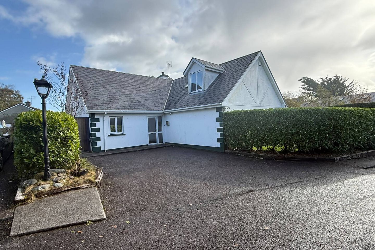 1 The Grove, Woodlawn Road, Killarney, Co Kerry, V93 D57X