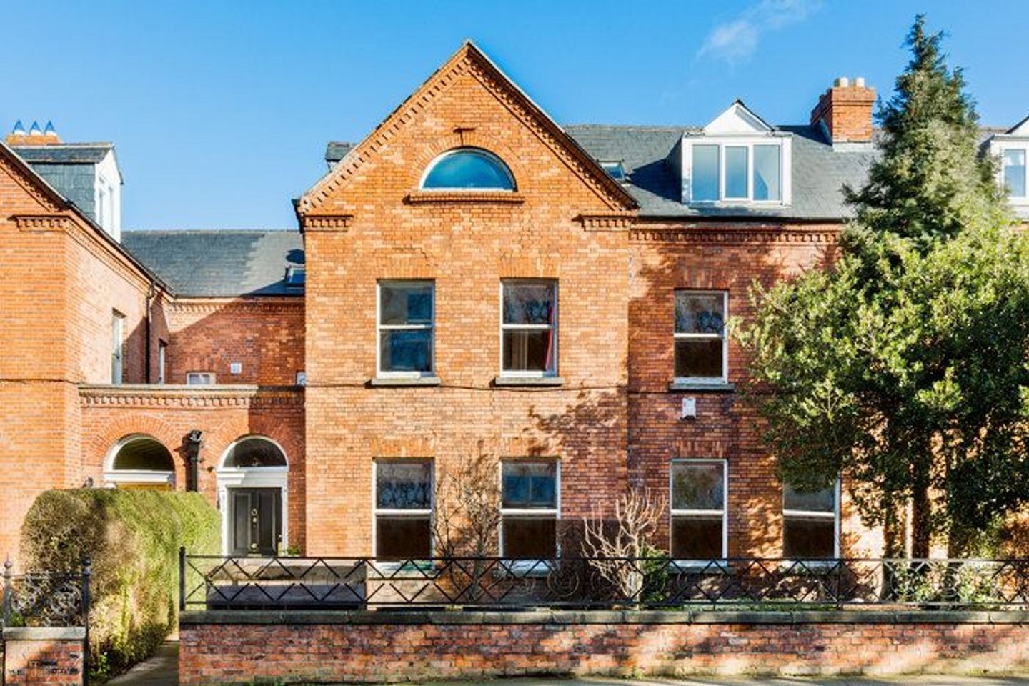 9 Clonskeagh Road, Milltown, Dublin 6