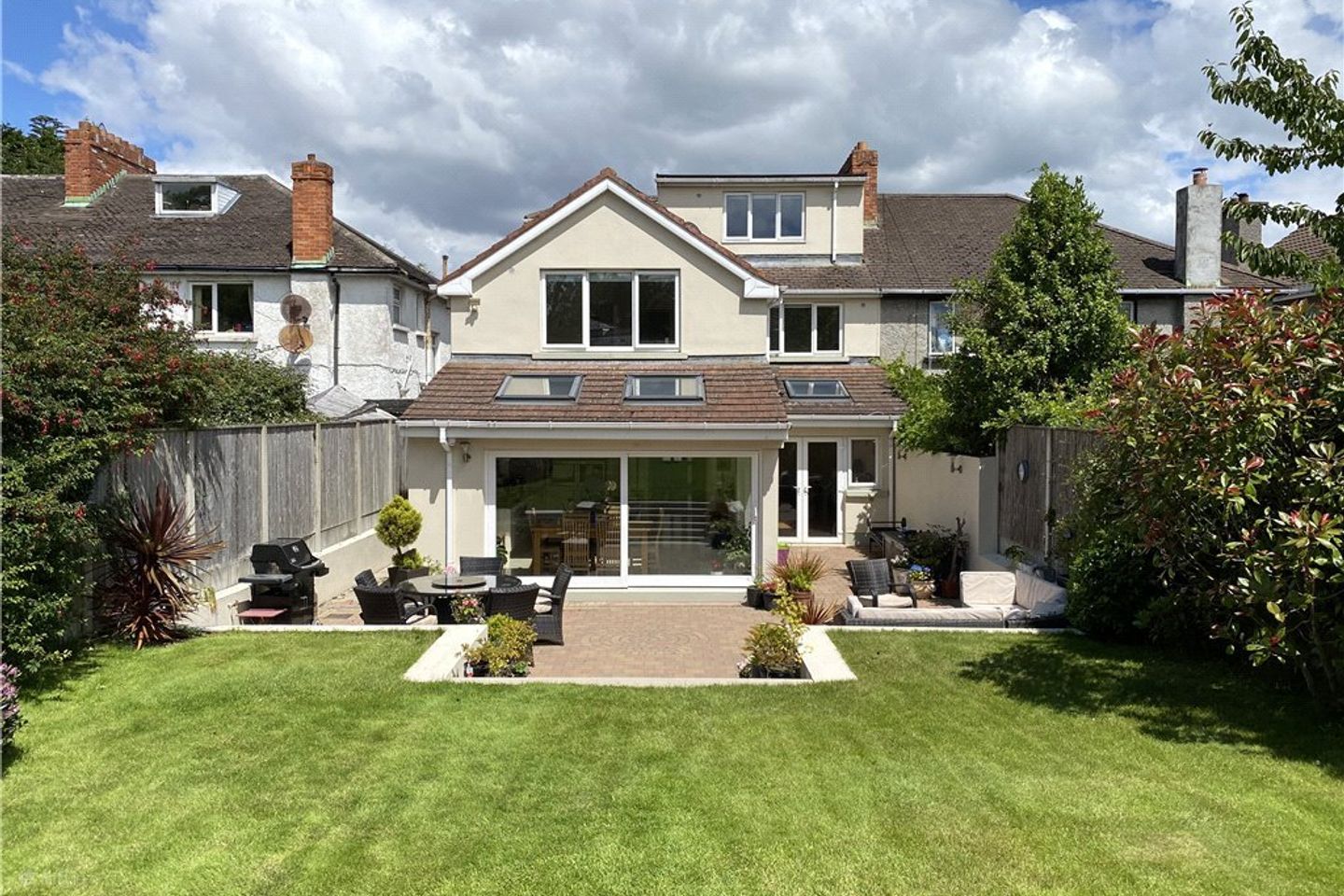 3 Hyde Park Gardens, Blackrock, Co. Dublin