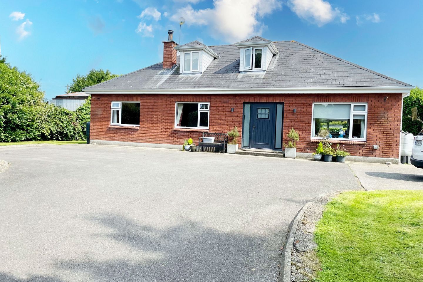 Elland Road, Ballylehane Lwr., Ballylinan, Co. Laois, R14W592