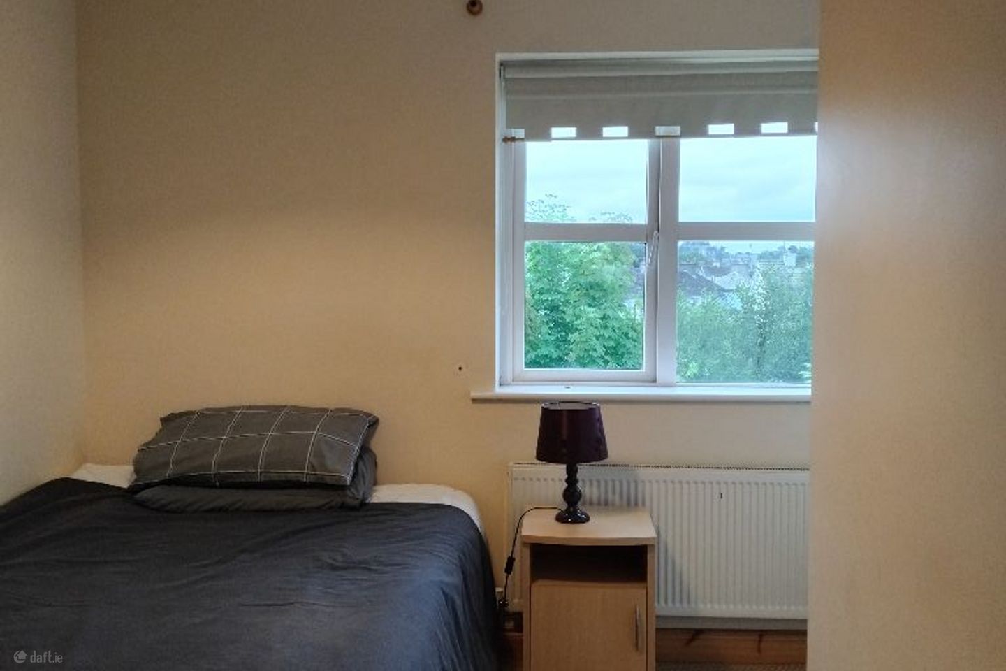 Model School Road, Birr, Co. Offaly