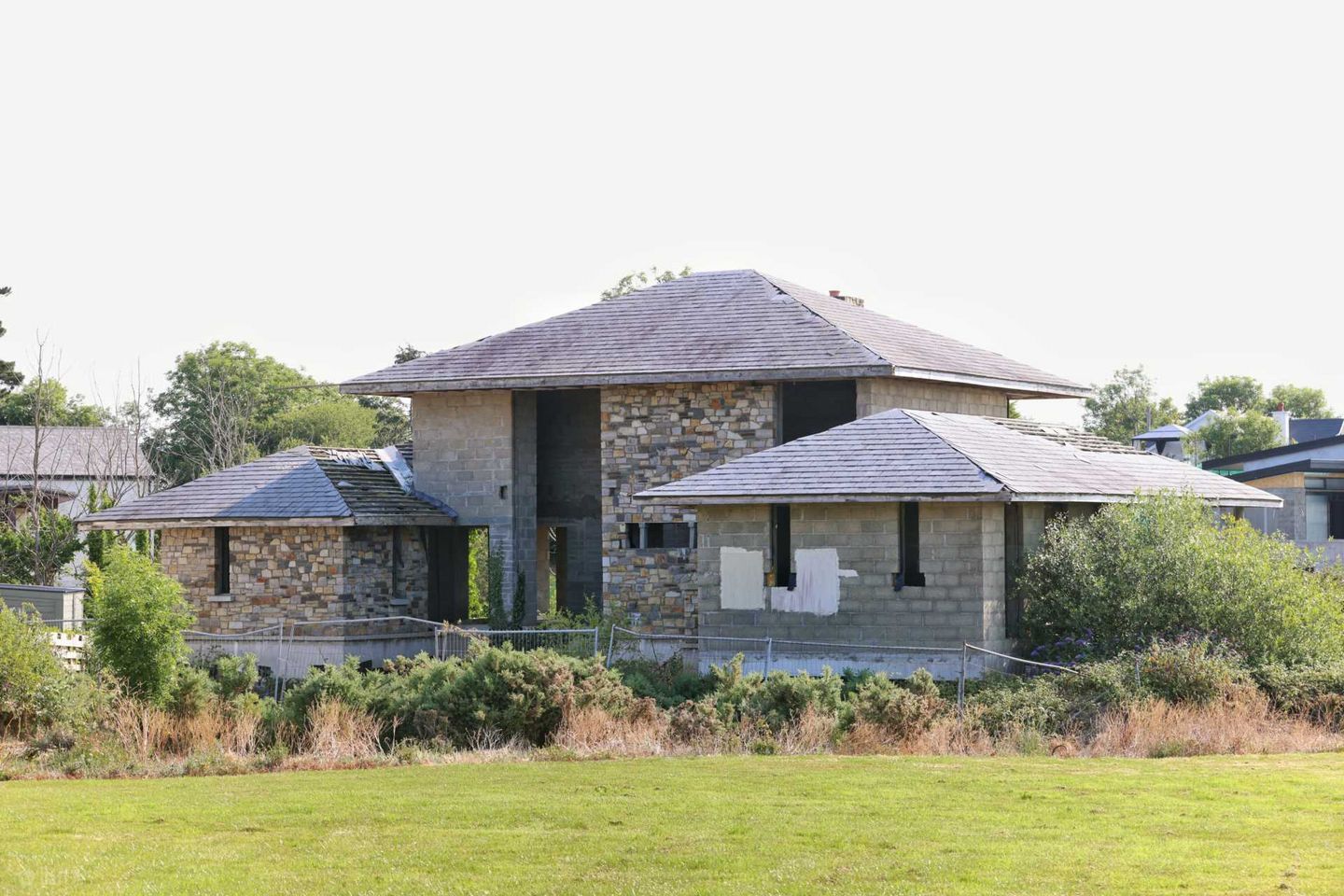 Seafield, Ballymoney, Gorey, Co. Wexford, Y25P281