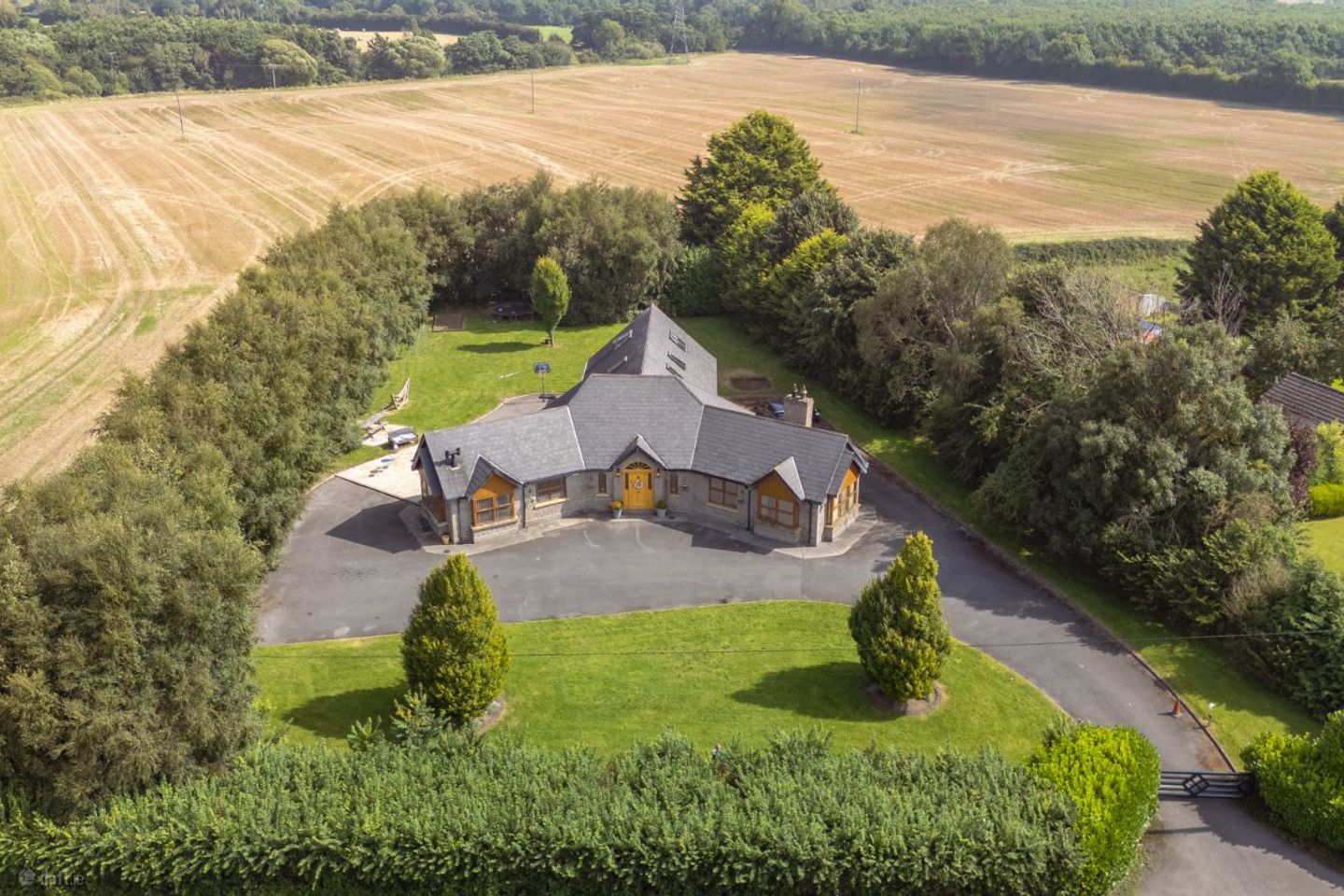 Halverstown, Naas, Carragh, Co. Kildare, W91F6HK