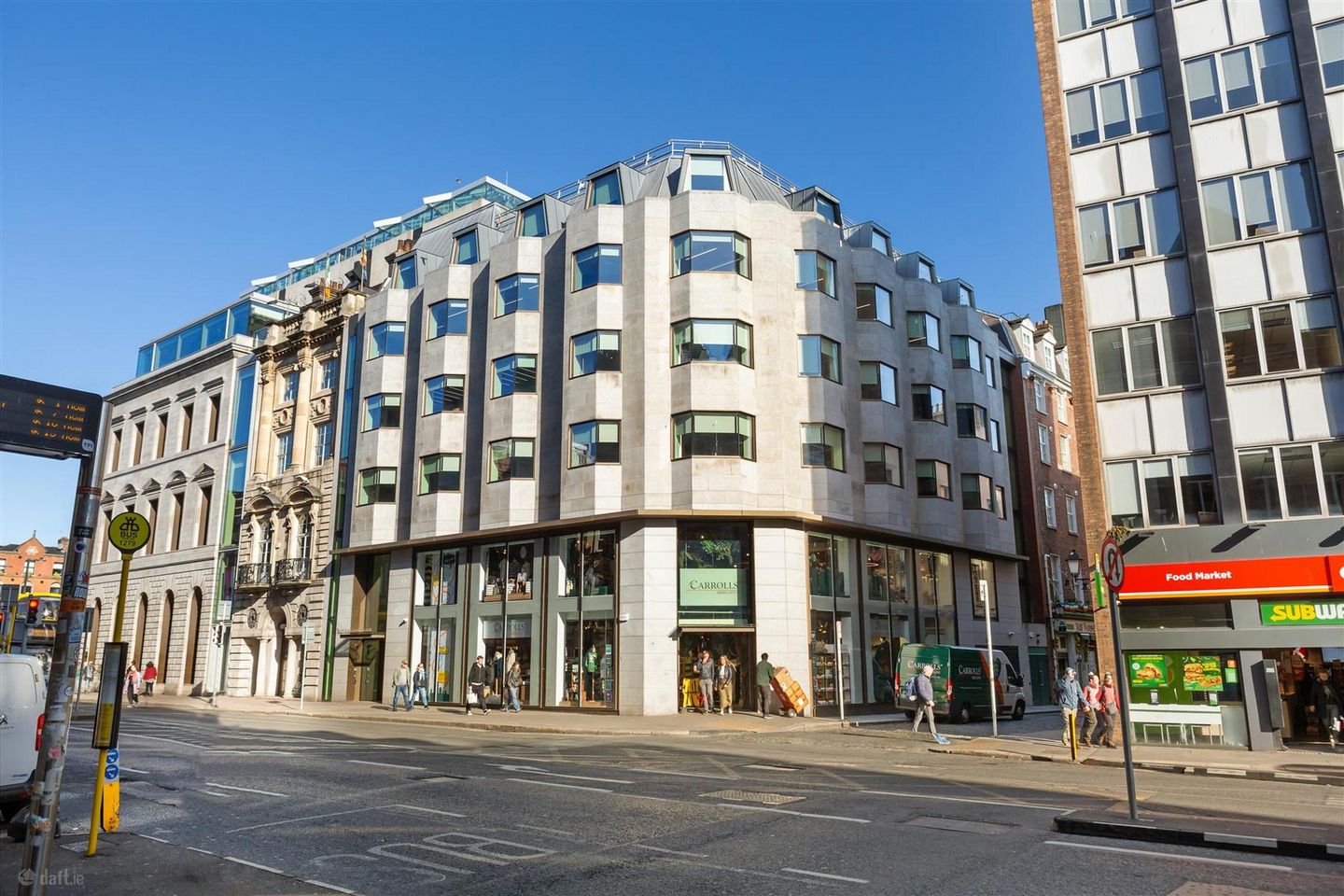 6/8, College Green, Dublin 2