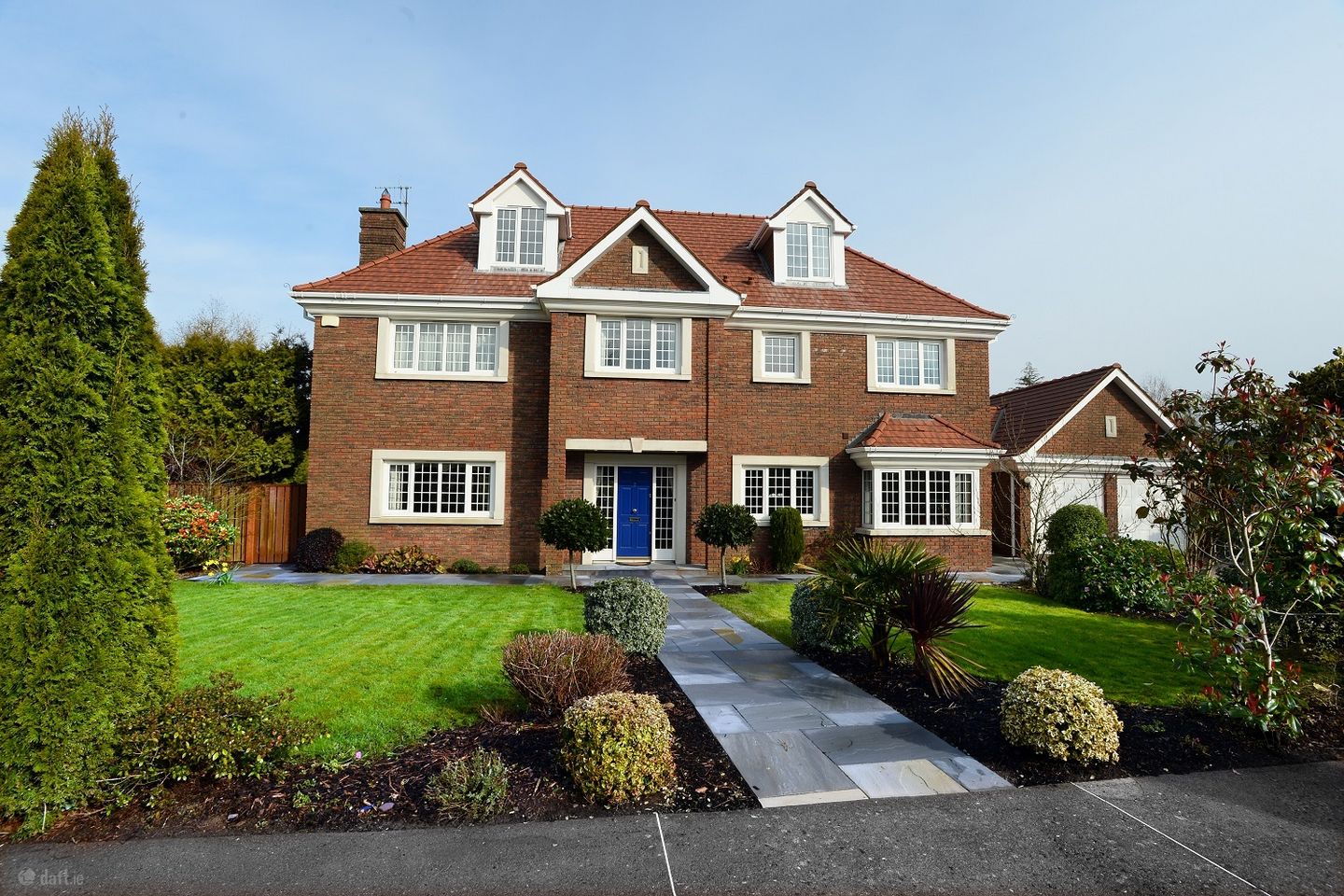 2 Eyrecourt, Garryduff, Rochestown, Co. Cork
