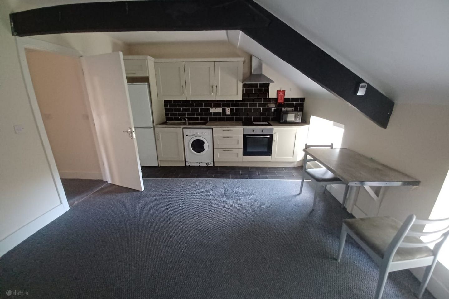 Flat D, 12 Mary Street, New Ross, Co. Wexford