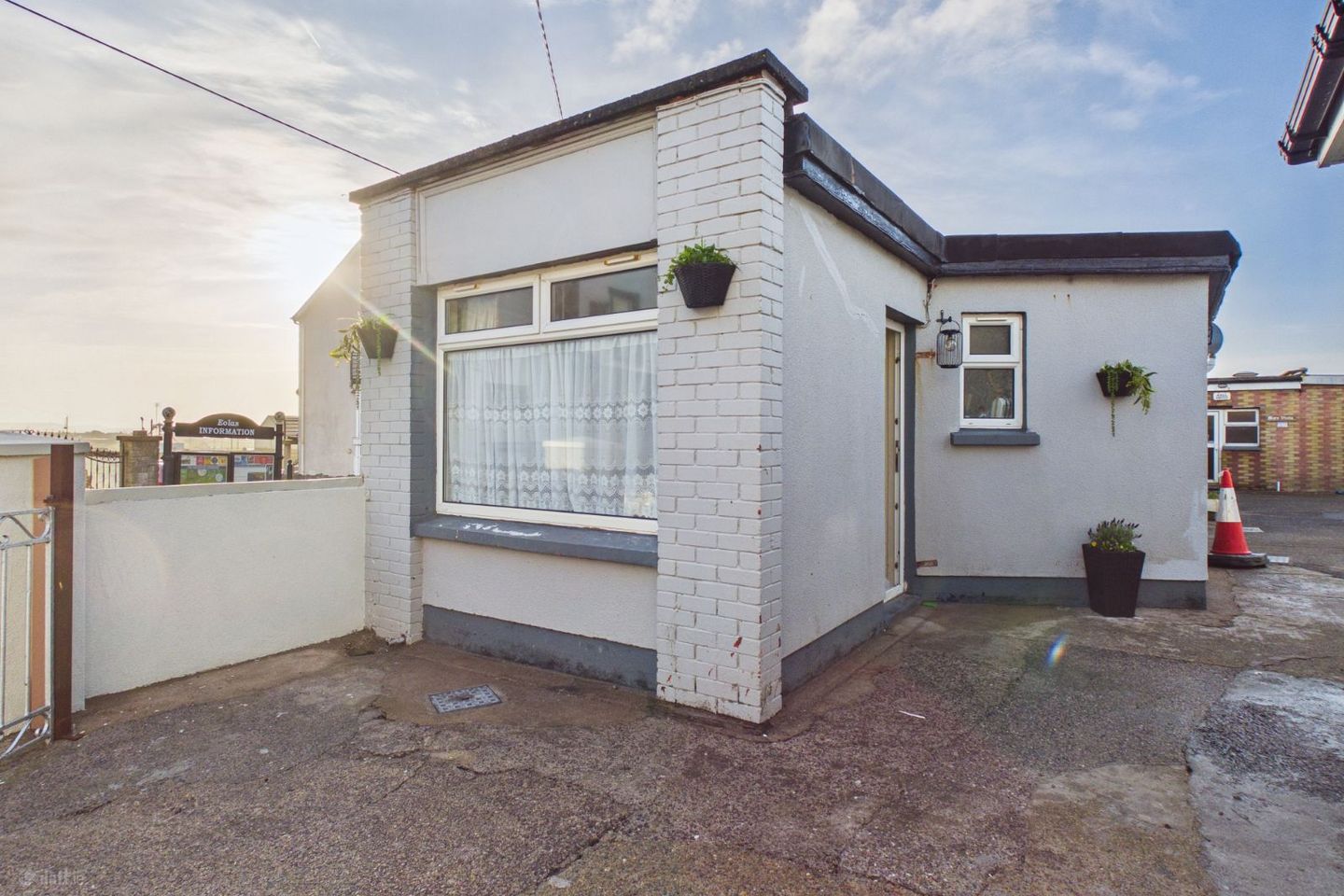 8 Strand Chalets, Strand Street, Tramore, Co. Waterford, X91R5D4