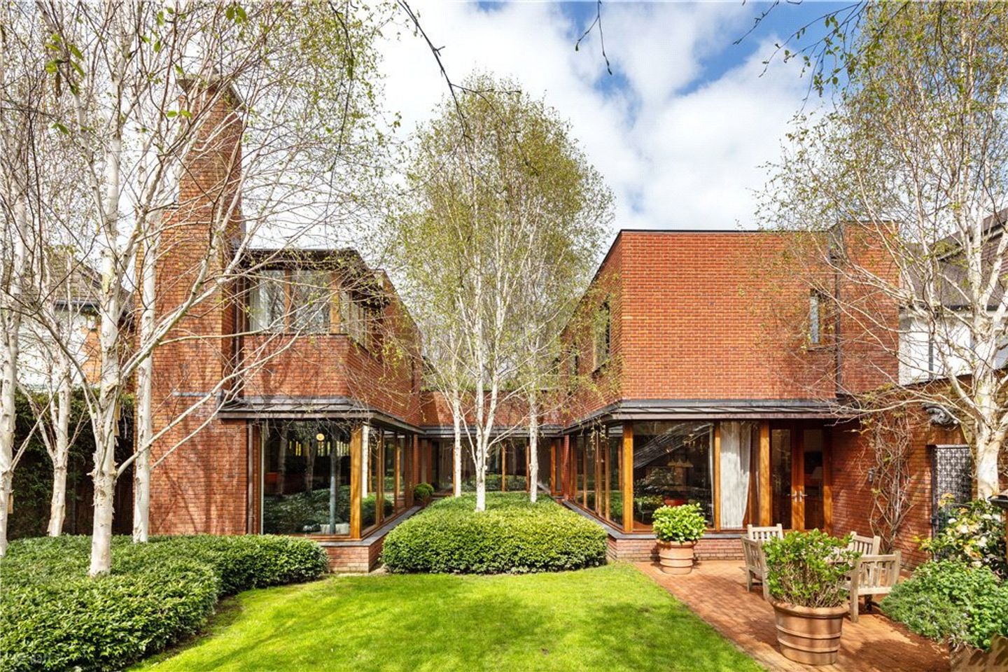 2 Shrewsbury Park Ballsbridge Dublin 4, Ballsbridge, Dublin 4, D04P766