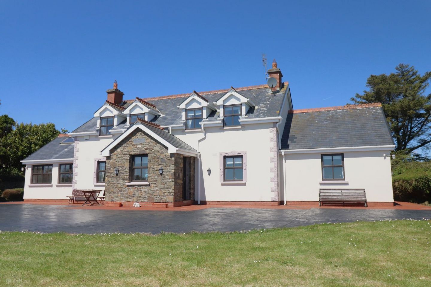 Claddagh, Kilfinnan, Glandore, Co. Cork, P81YP23