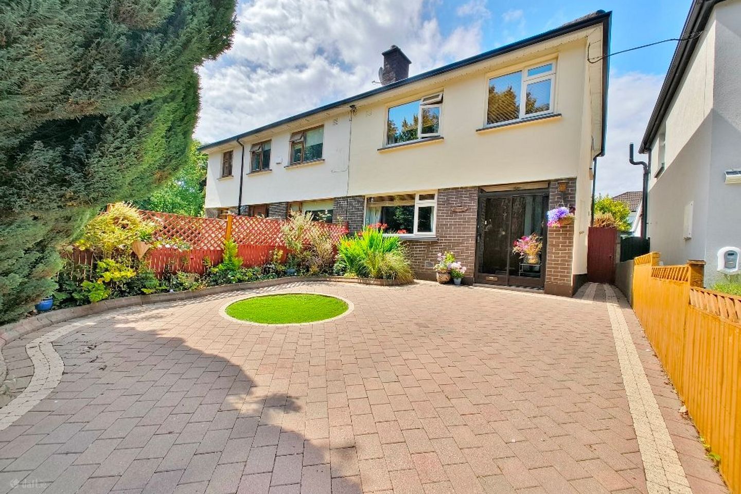 2 Athgoe Road, Shankill, Dublin 18, D18XF67