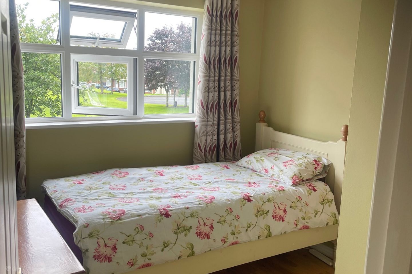 Student Accommodation Knocknacarra, 5 Nights pw , Clybaun, Co. Galway