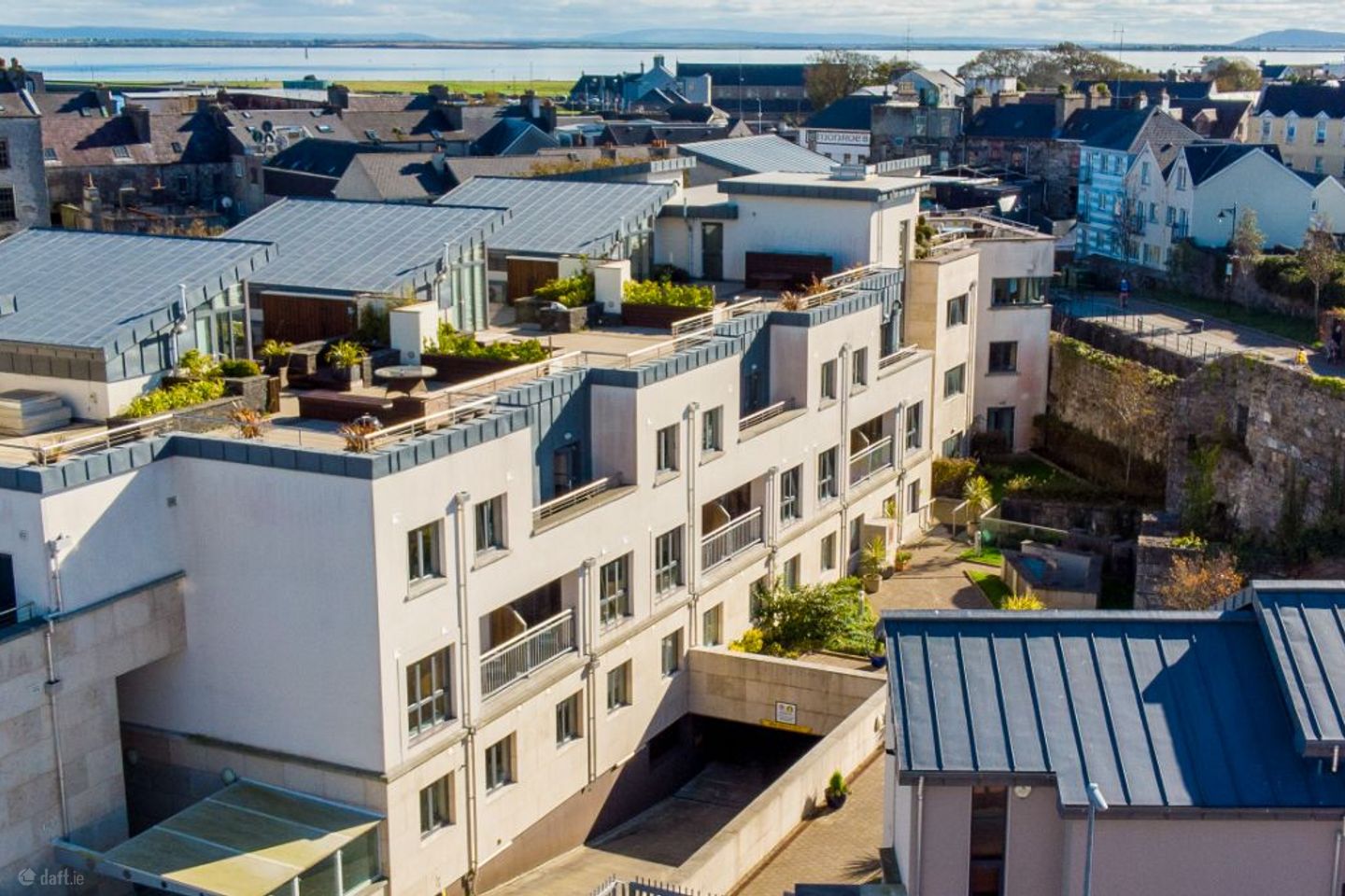 Luxury Two Bed 2 Bath Apartment, Semple Mill, Parkavara, Galway City Centre, Co. Galway