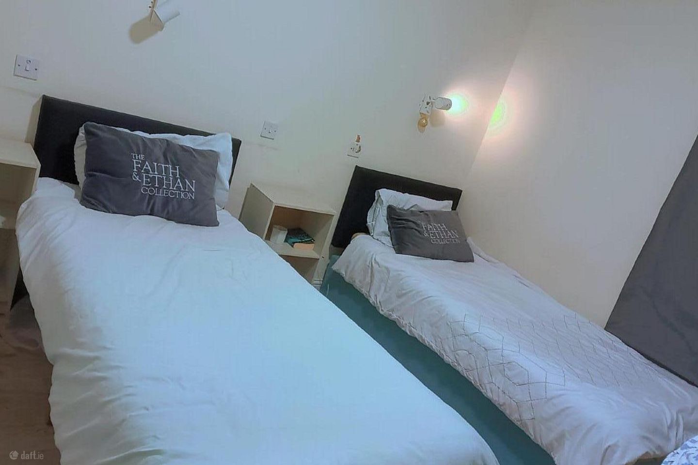 Short term / summer Two places  in shared twin room Female . One place in shared room / male . Yale,Ardilea,Dublin 14, Clonskeagh, Dublin 14
