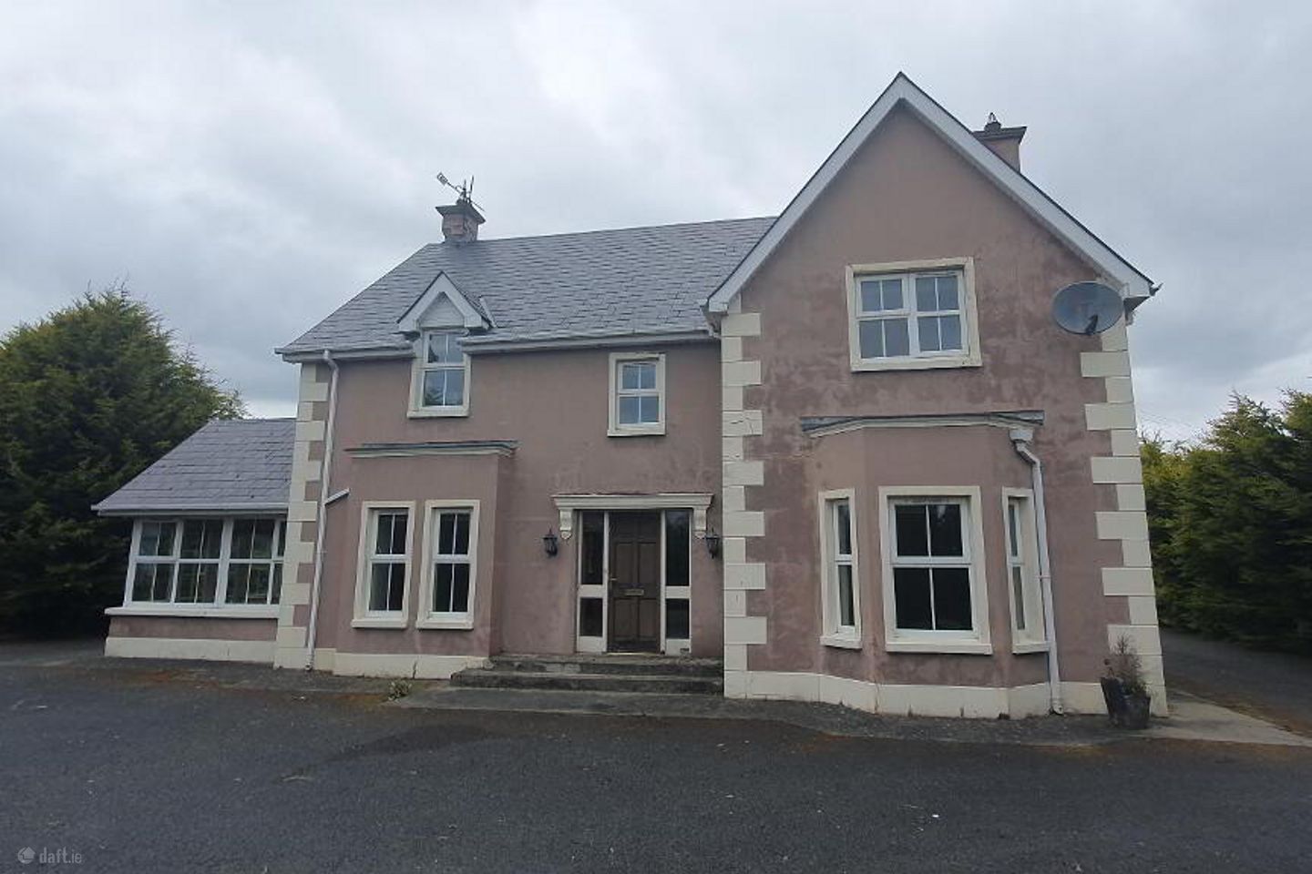 2 Ross Downs, Rossgier, Lifford, Co. Donegal, F93CP2F