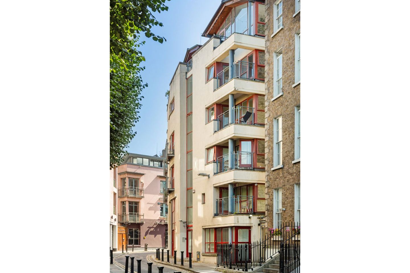 Apartment 13, Blind Quay Apartments, Temple Bar, Dublin 8, D08NY04