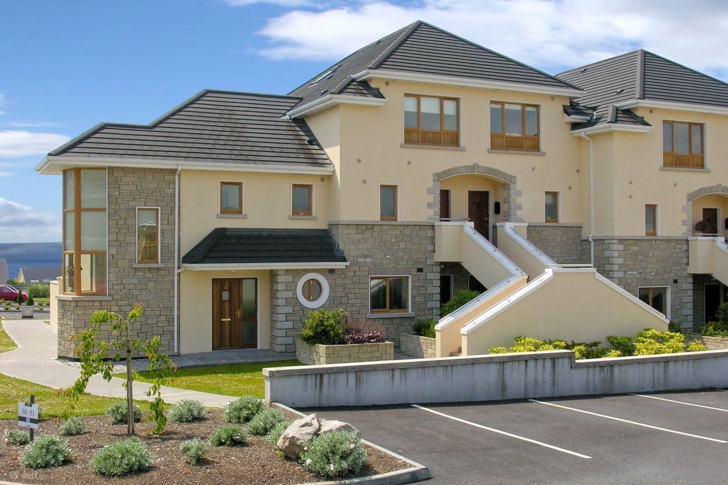 30 Drisin, Ballymoneen Road, Knocknacarra, Galway, H91EH29