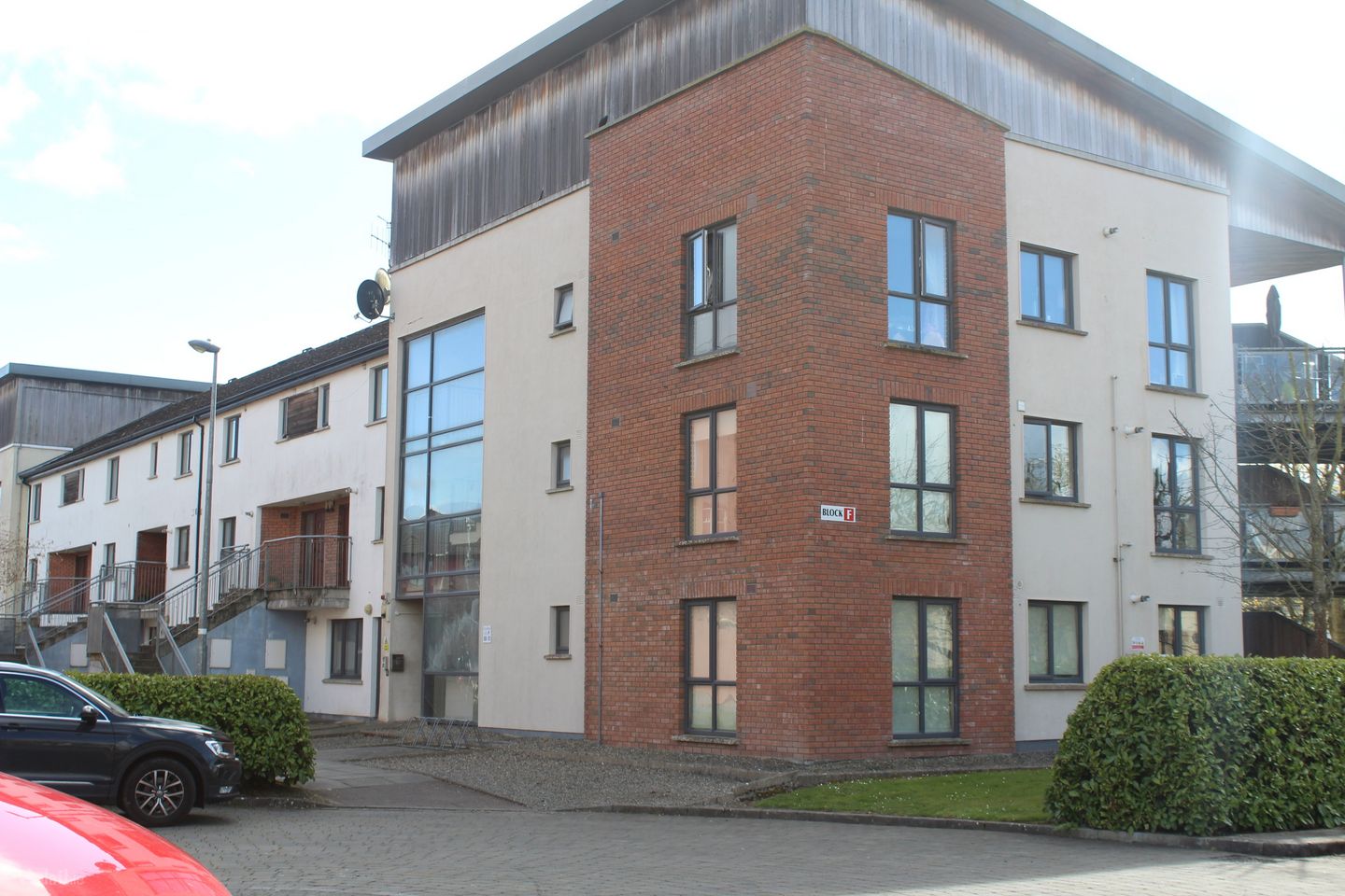 Bru Na Sionna, Shannon, Co. Clare