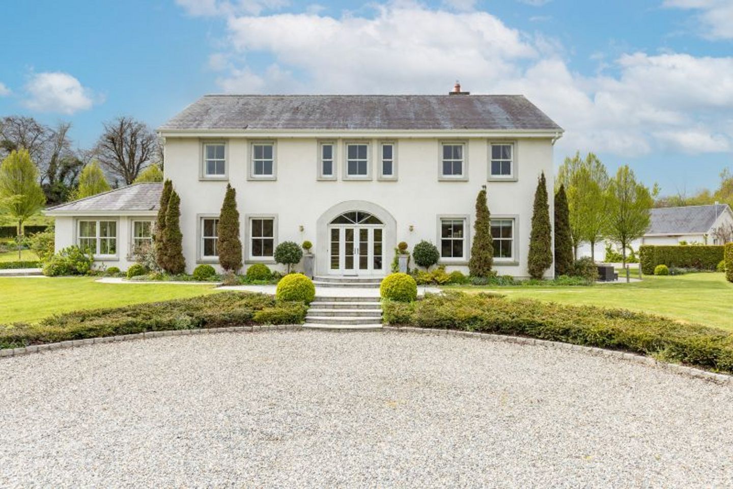 River House set on c. 15 Acres, Kilcarbry, Enniscorthy, Co. Wexford, Y21H9K3