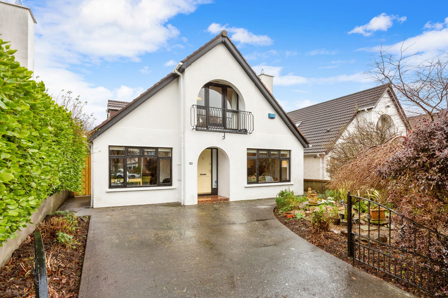 21 Glencairn Road, The Gallops, Leopardstown, Dublin 18, D18DY82