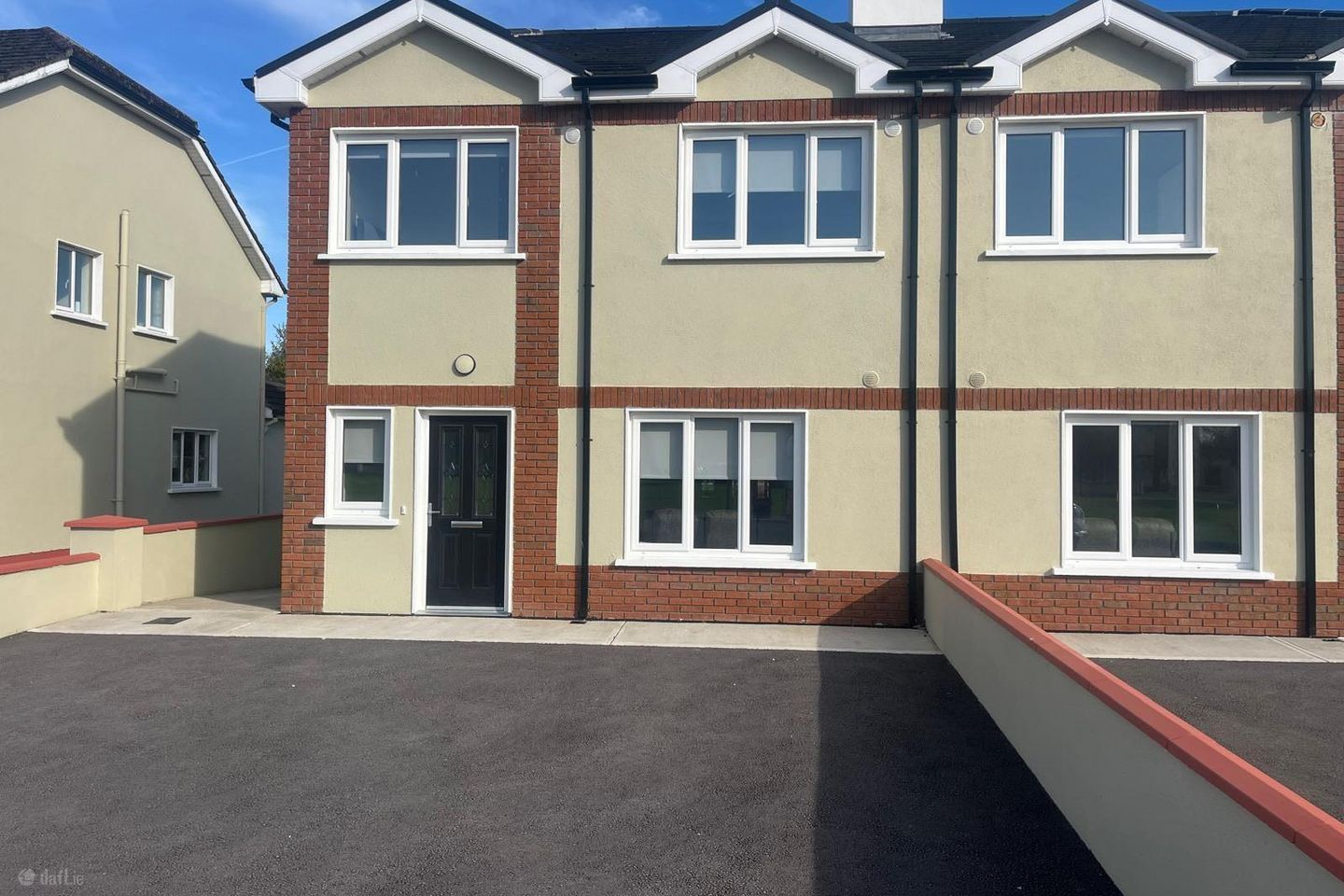 16B Glenview, Roscommon Town, Co. Roscommon